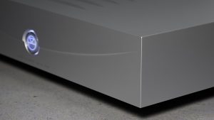 Linn Klimax Solo 500 Power Amplifier left side view